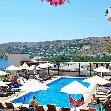 酒店 Jura Bodrum 4*